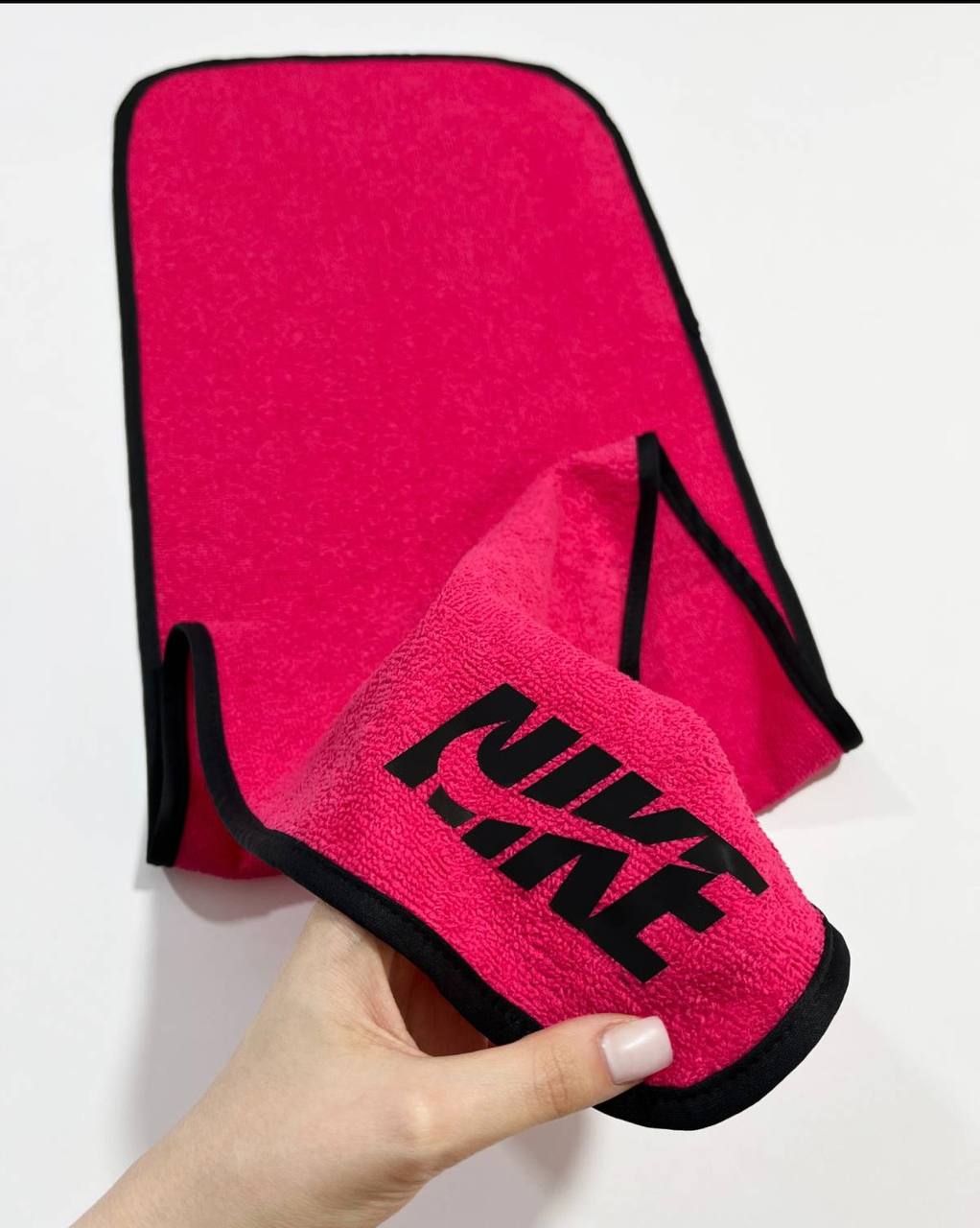 حوله ورزشی نایکی (Microfiber Sport Towel) – ابعاد ۱۰۰×۳۰ دوردوزی شده